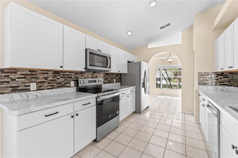 Casa en venta en Brandon, Florida, 3 dormitorios, 130.9 m2 № 1681805 - foto 5
