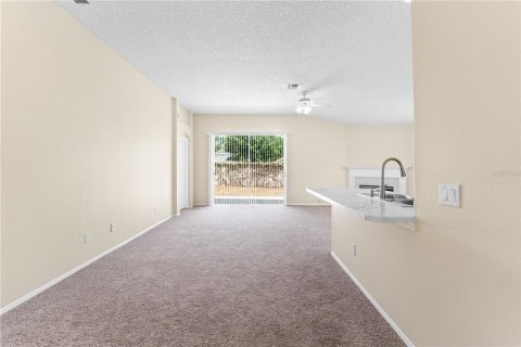 Casa en venta en Brandon, Florida, 3 dormitorios, 130.9 m2 № 1681805 - foto 28