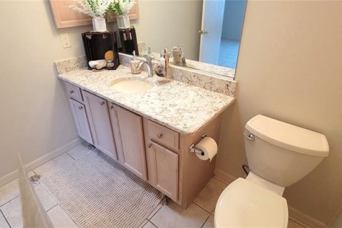 House in The Villages, Florida 2 bedrooms, 117.99 sq.m. № 1873334 - photo 14