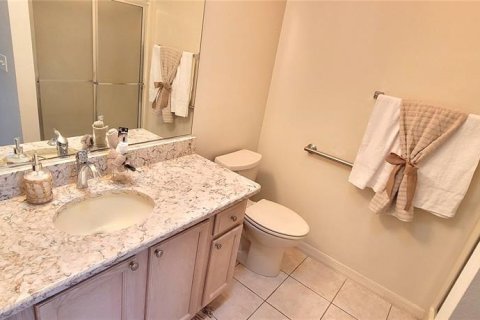 House in The Villages, Florida 2 bedrooms, 117.99 sq.m. № 1873334 - photo 16