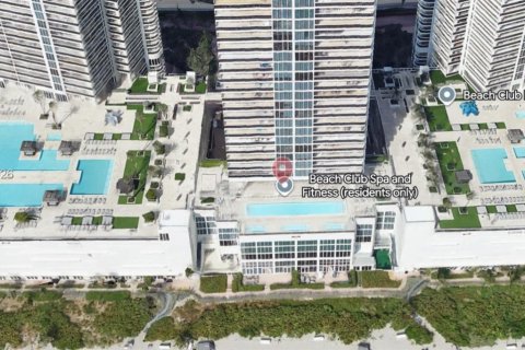 Condo in Hallandale Beach, Florida, 2 bedrooms  № 2040654 - photo 28