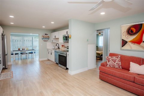 Villa ou maison à vendre à Ormond Beach, Floride: 2 chambres, 92.53 m2 № 1854431 - photo 13