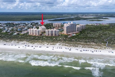 Condo in New Smyrna Beach, Florida, 2 bedrooms  № 2376674 - photo 2