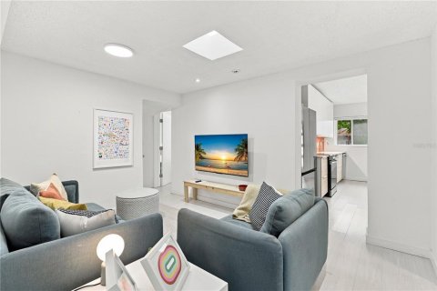 Casa en venta en Orlando, Florida, 3 dormitorios, 154.59 m2 № 2359161 - foto 14
