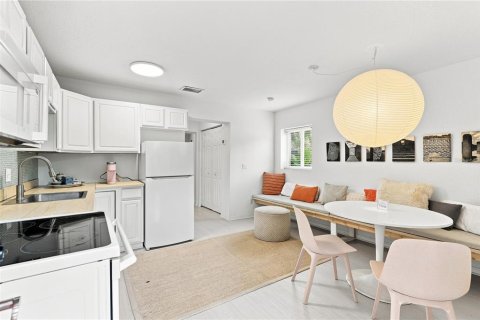 Casa en venta en Orlando, Florida, 3 dormitorios, 154.59 m2 № 2359161 - foto 23