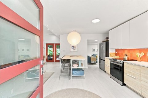 Casa en venta en Orlando, Florida, 3 dormitorios, 154.59 m2 № 2359161 - foto 4