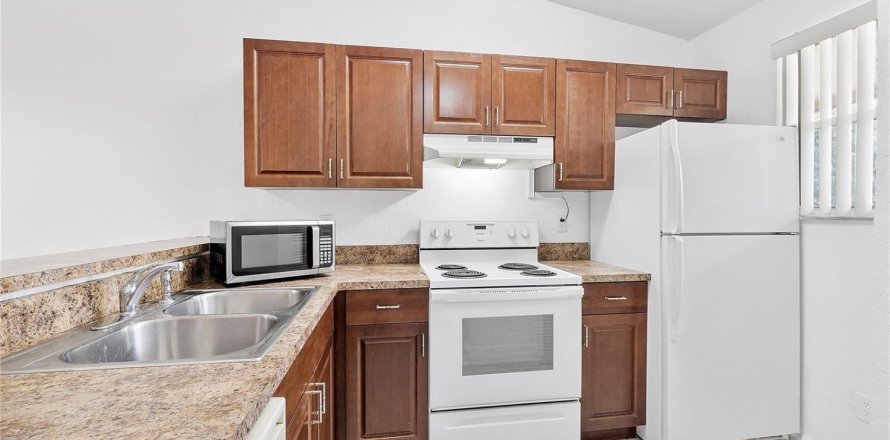 Condo à Sunrise, Floride, 2 chambres  № 2085608