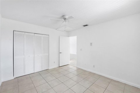 Copropriété à louer à Sunrise, Floride: 2 chambres, 82.31 m2 № 2085608 - photo 7