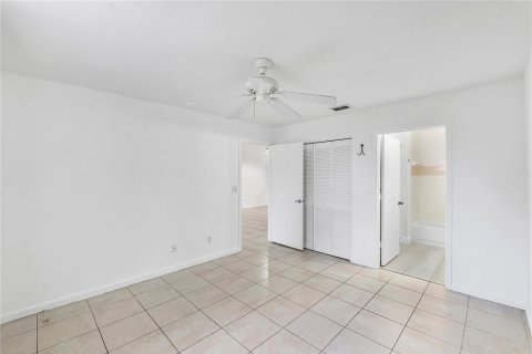 Copropriété à louer à Sunrise, Floride: 2 chambres, 82.31 m2 № 2085608 - photo 11