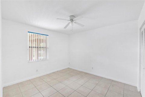 Copropriété à louer à Sunrise, Floride: 2 chambres, 82.31 m2 № 2085608 - photo 8