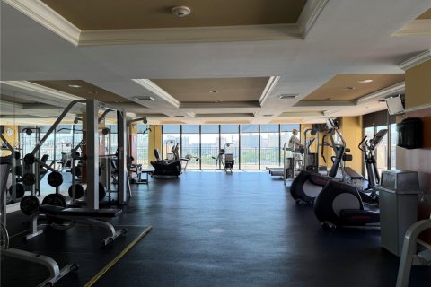 Купить кондоминиум в Корал-Гейблс, Флорида 2 спальни, 99.59м2, № 2021045 - фото 25