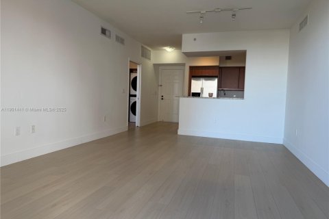 Купить кондоминиум в Корал-Гейблс, Флорида 2 спальни, 99.59м2, № 2021045 - фото 14