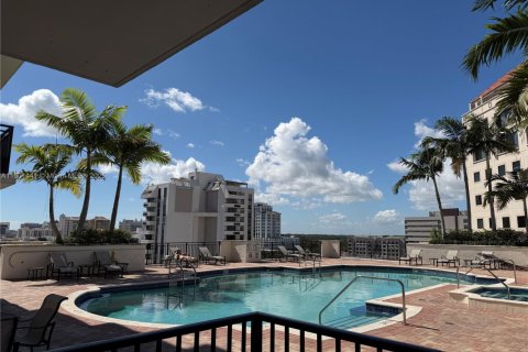 Купить кондоминиум в Корал-Гейблс, Флорида 2 спальни, 99.59м2, № 2021045 - фото 26