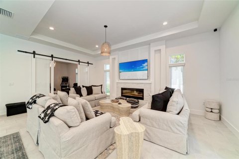 House in Bradenton, Florida 4 bedrooms, 362.41 sq.m. № 2149542 - photo 15
