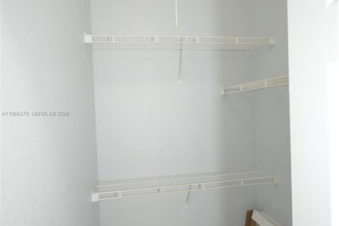 Купить таунхаус в Хомстед, Флорида 3 спальни, 110.46м2, № 2032192 - фото 22