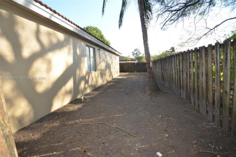 Купить таунхаус в Хомстед, Флорида 3 спальни, 110.46м2, № 2032192 - фото 25