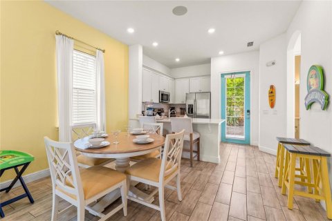 Villa ou maison à louer à Kissimmee, Floride: 2 chambres, 121.24 m2 № 2147927 - photo 9