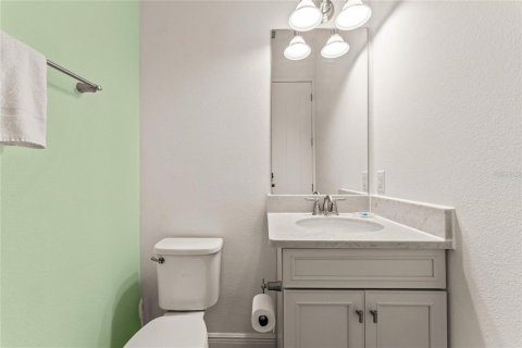 Villa ou maison à louer à Kissimmee, Floride: 2 chambres, 121.24 m2 № 2147927 - photo 12