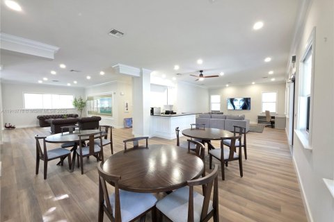 Купить кондоминиум в Дейви, Флорида 3 спальни, 122.07м2, № 1969773 - фото 8