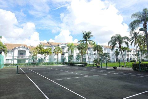 Купить кондоминиум в Дейви, Флорида 3 спальни, 122.07м2, № 1969773 - фото 21