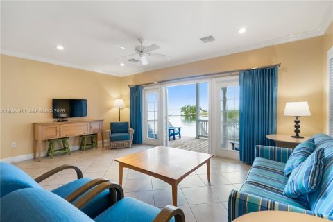 Touwnhouse à vendre à Marathon, Floride: 3 chambres, 122.63 m2 № 2154030 - photo 17