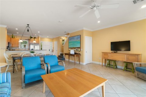 Touwnhouse à vendre à Marathon, Floride: 3 chambres, 122.63 m2 № 2154030 - photo 14