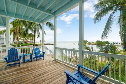 Touwnhouse à Marathon, Floride 3 chambres, 122.63 m2 № 2154030