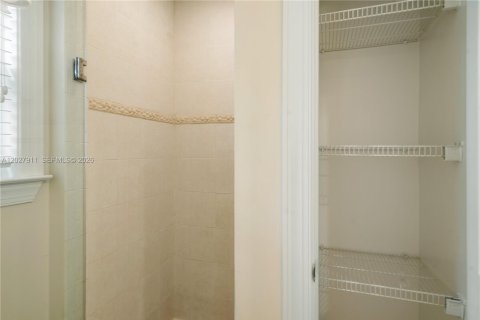 Touwnhouse à vendre à Marathon, Floride: 3 chambres, 122.63 m2 № 2154030 - photo 23