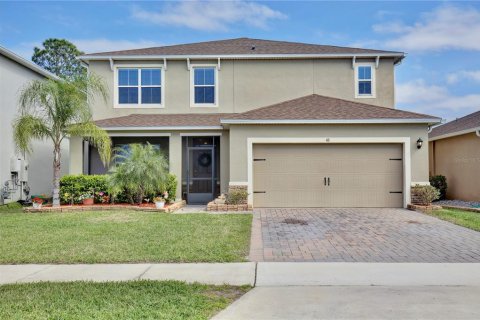 House in DeBary, Florida 5 bedrooms, 262.91 sq.m. № 1552785 - photo 1