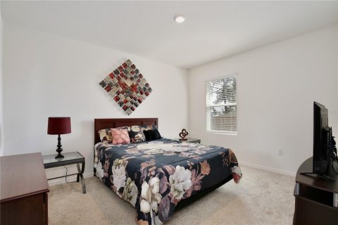House in DeBary, Florida 5 bedrooms, 262.91 sq.m. № 1552785 - photo 22