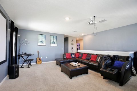 House in DeBary, Florida 5 bedrooms, 262.91 sq.m. № 1552785 - photo 19