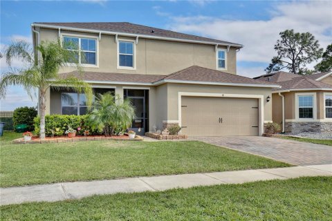 House in DeBary, Florida 5 bedrooms, 262.91 sq.m. № 1552785 - photo 3