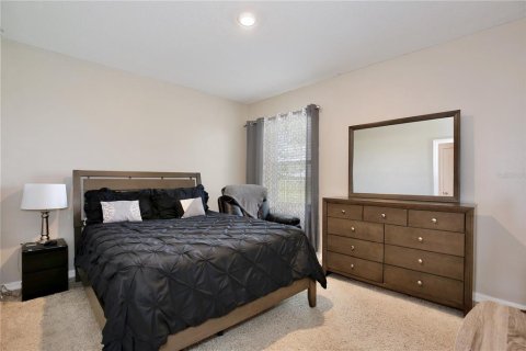 House in DeBary, Florida 5 bedrooms, 262.91 sq.m. № 1552785 - photo 20
