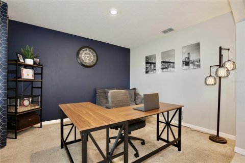 House in DeBary, Florida 5 bedrooms, 262.91 sq.m. № 1552785 - photo 29