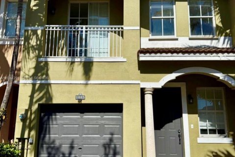 Touwnhouse à Homestead, Floride 3 chambres, 160.91 m2 № 2263230