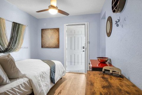 Villa ou maison à vendre à Wilton Manors, Floride: 3 chambres, 152.73 m2 № 2005972 - photo 10