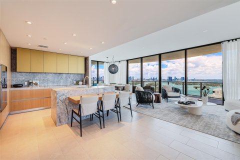 Condo in Miami Beach, Florida, 3 bedrooms  № 1762814 - photo 24