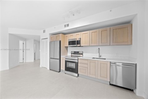 Appartement à louer à Miami, Floride: 1 chambre № 2169584 - photo 9