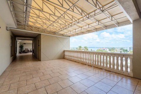 Condominio en venta en Clearwater, Florida, 3 dormitorios, 339.65 m2 № 1844928 - foto 4