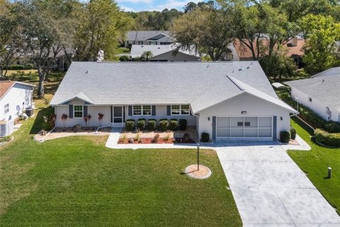 House in Leesburg, Florida 3 bedrooms, 198.16 sq.m. № 1572431 - photo 2