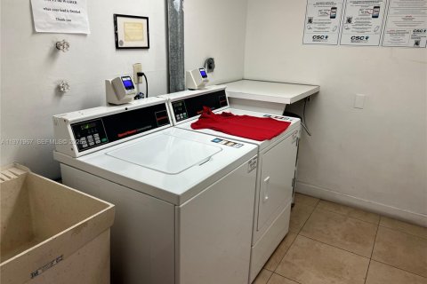 Купить кондоминиум в Санни-Айлс-Бич, Флорида 2 спальни, 122.63м2, № 2042268 - фото 26