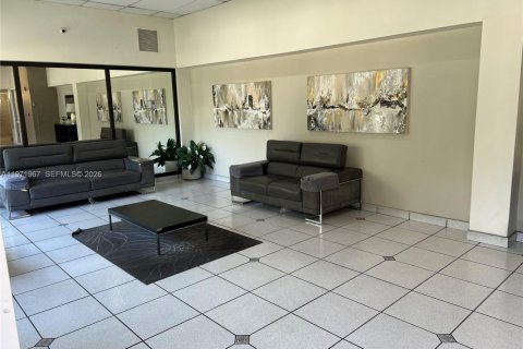 Купить кондоминиум в Санни-Айлс-Бич, Флорида 2 спальни, 122.63м2, № 2042268 - фото 29