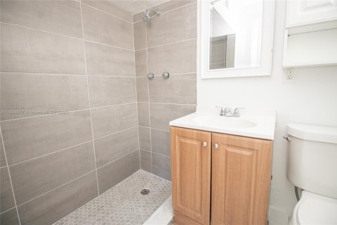 Снять в аренду виллу или дом в Холливуд, Флорида 1 спальня, № 1951574 - фото 10