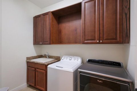 Condo in Bradenton, Florida, 3 bedrooms  № 2111631 - photo 17