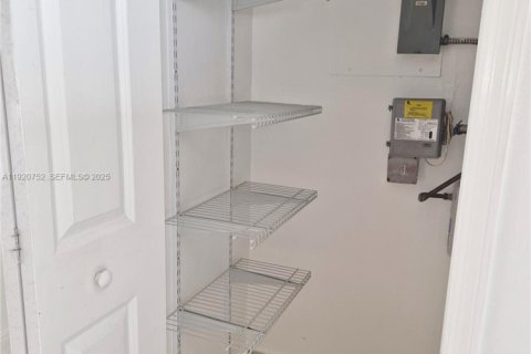 Купить кондоминиум в Авентура, Флорида 1 спальня, 71.35м2, № 1974805 - фото 28