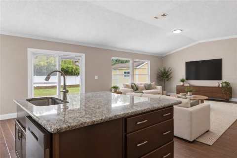 Villa ou maison à vendre à Orlando, Floride: 3 chambres, 154.03 m2 № 2415170 - photo 8