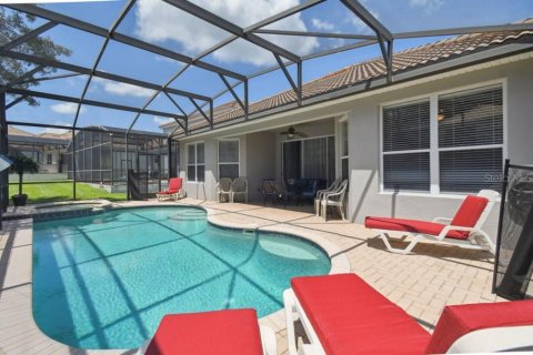 House in Kissimmee, Florida 5 bedrooms, 217.58 sq.m. № 1509538 - photo 4