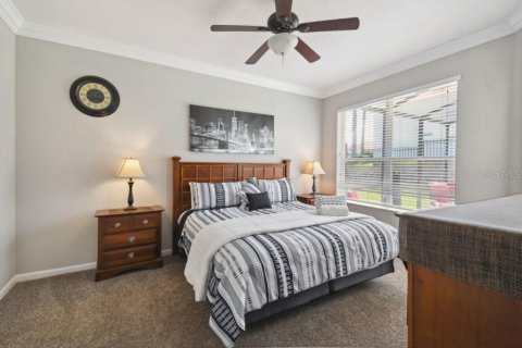 House in Kissimmee, Florida 5 bedrooms, 217.58 sq.m. № 1509538 - photo 25