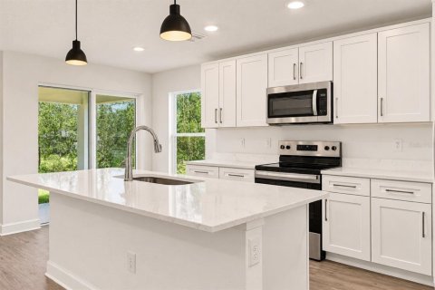 Casa en venta en Weeki Wachee, Florida, 3 dormitorios, 146.79 m2 № 2416304 - foto 9
