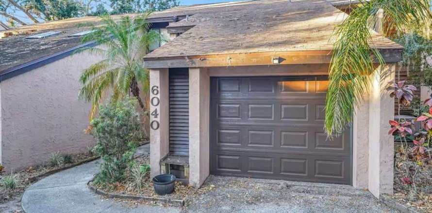 Townhouse in Tampa, Florida 3 bedrooms, 140.1 sq.m. № 1845071